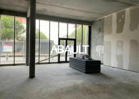 A LOUER LOCAL COMMERCIAL LOCATION PURE ENVIRON 160,05m² LORMONT