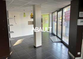 A VENDRE MURS COMMERCIAUX LIBRES BLAGNAC D'ENVIRON 107 M² 