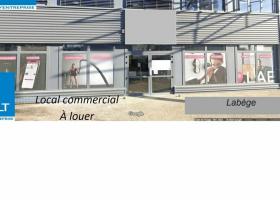 A LOUER LOCAL COMMERCIAL SUR 2 PLATEAUX D'ENVIRON 396 M² RDC et R+1 A LABEGE 