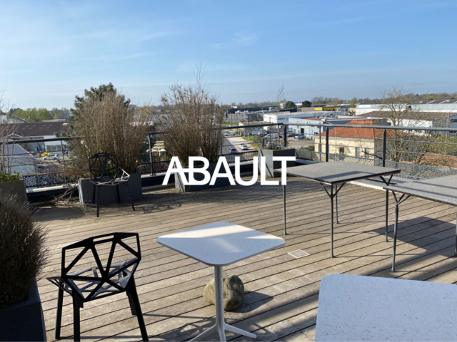 MERIGNAC PHARE BUREAUX A LOUER R+1 AVEC TERRASSE 478M² ENVIRON 