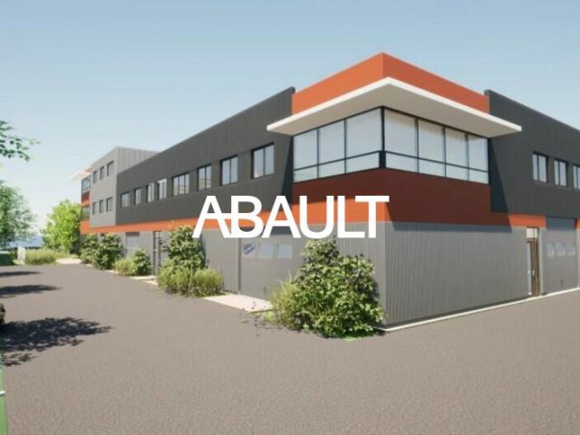 A LOUER MURET NORD LOCAL  D'ACTIVITES D'UNE SURFACE D'ENVIRON 446 m² <br />