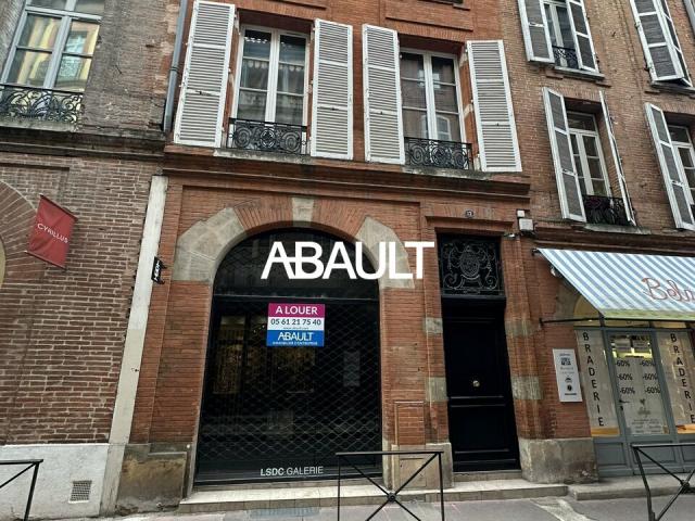 EXCLUSIVITE ABAULT LOCAL A LOUER LOCATION PURE HYPERCENTRE VILLE