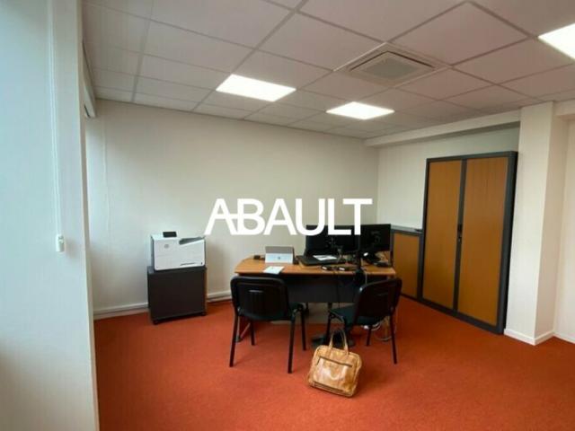 BORDEAUX A LOUER BUREAUX PARFAIT ETAT 99M² ENVIRON